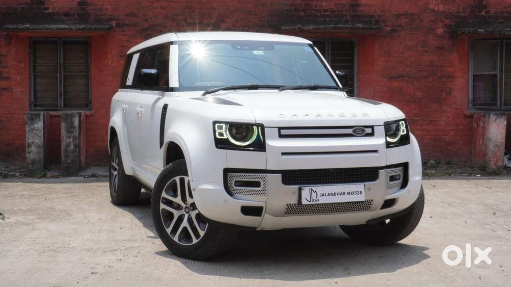 Land Rover Defender 3.0 L 130 Hse, 2023, Petrol
