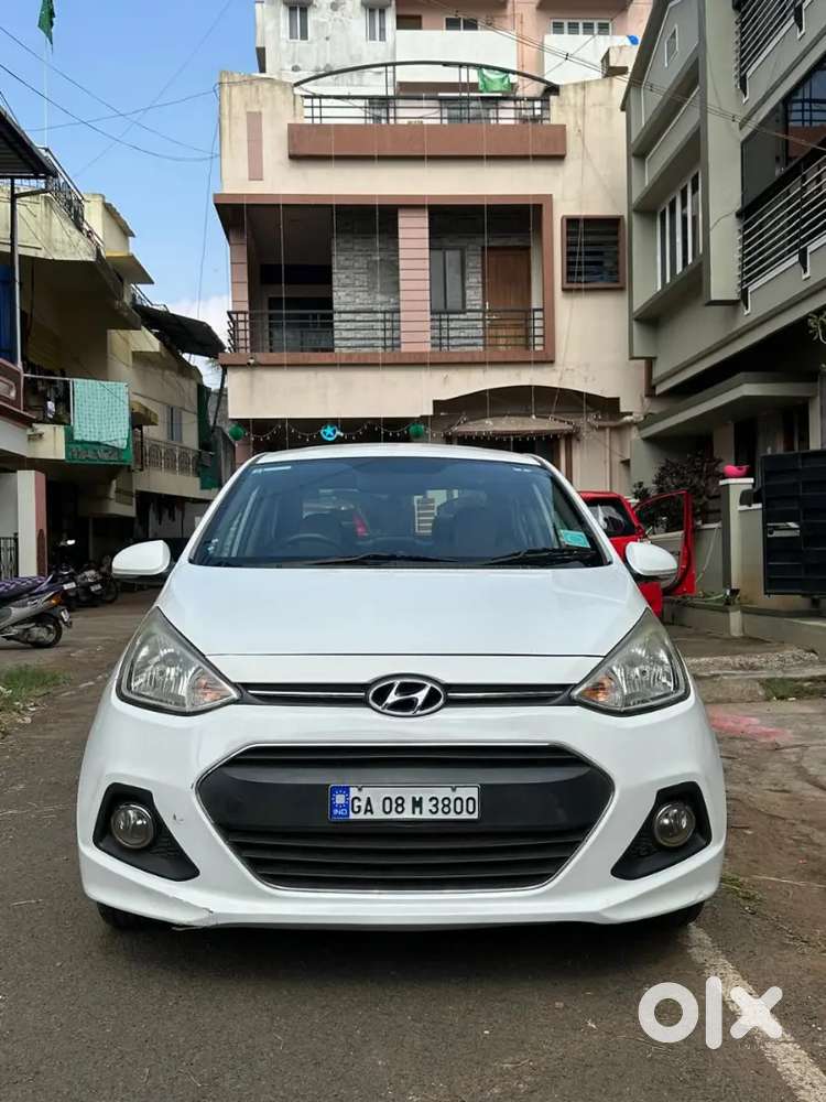 Hyundai Xcent 2015