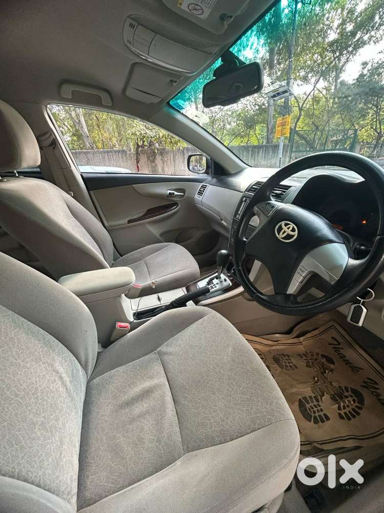 Toyota Corolla Altis 2013  Petrol + Cng  Automatic Top Model