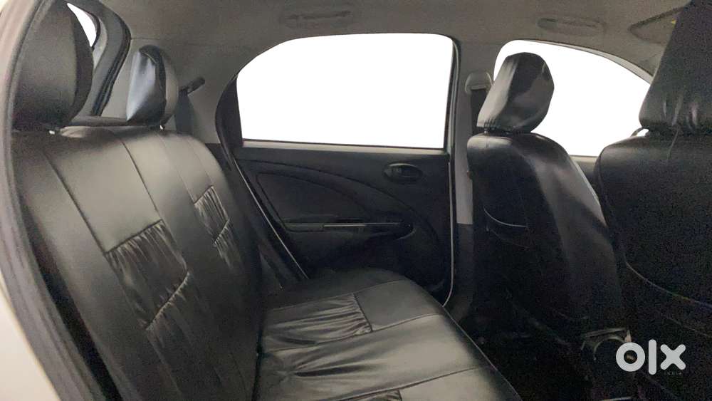 Toyota Etios Cross 1.2 G, 2015, Petrol