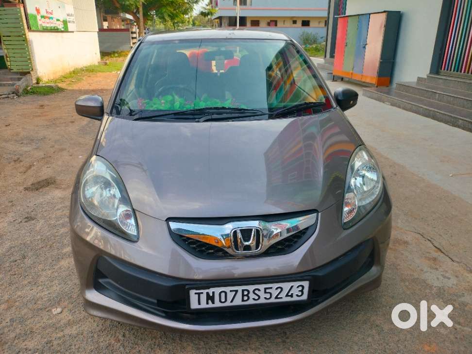 Honda Brio V Mt, 2012, Petrol