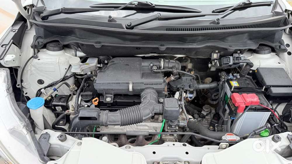 Maruti Ertiga 1.5 Vxi 2024