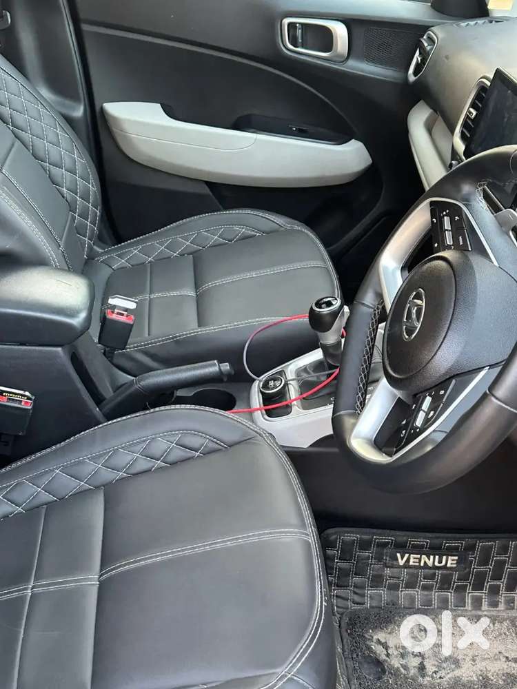 Hyundai Venue 2024 Petrol 20000 Km Driven
