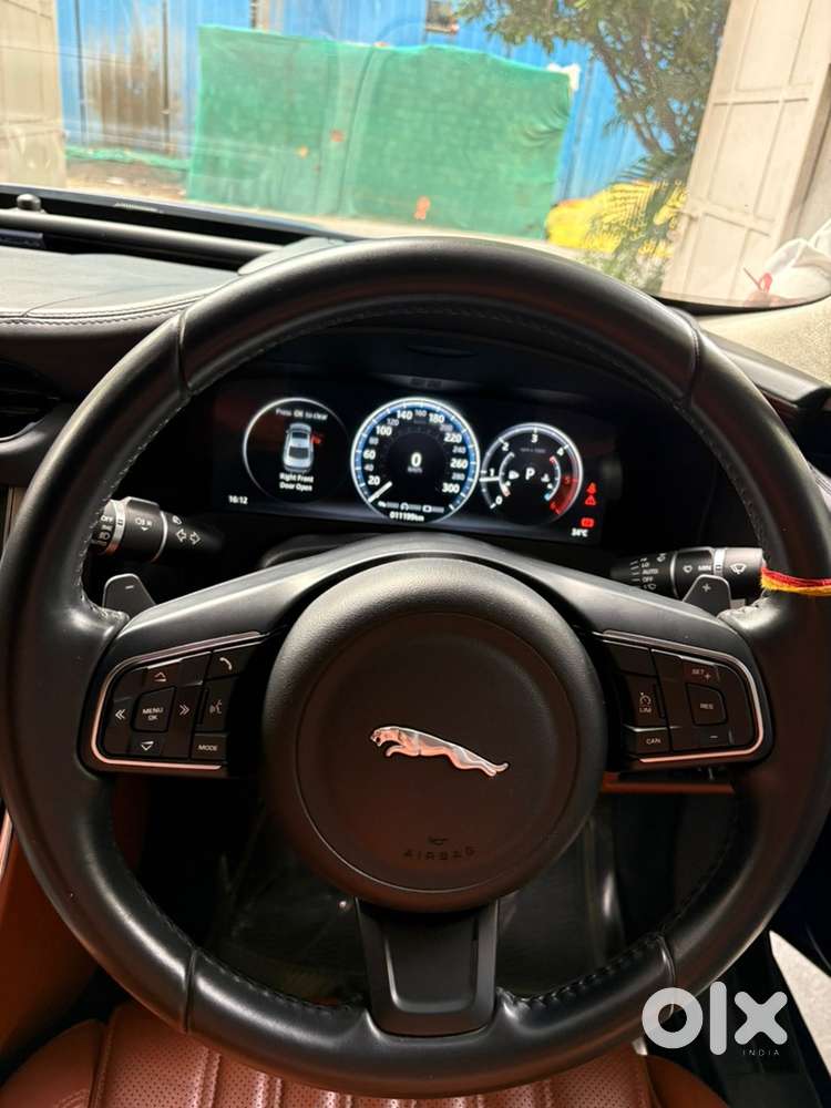Jaguar Xf Diesel 2018 Year