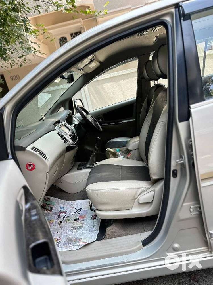 Toyota Innova 2.5 Zx 7 Str Bs-iv, 2013, Diesel