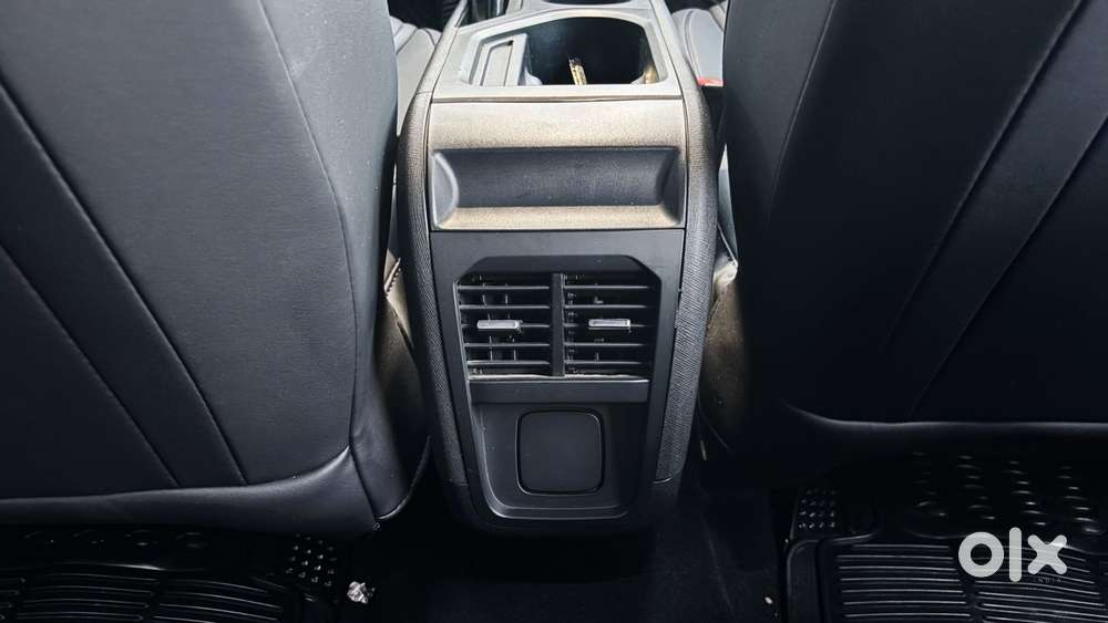 Tata Nexon Creative Plus 1.2 Petrol 6mt Dark Edition, 2024, Petrol