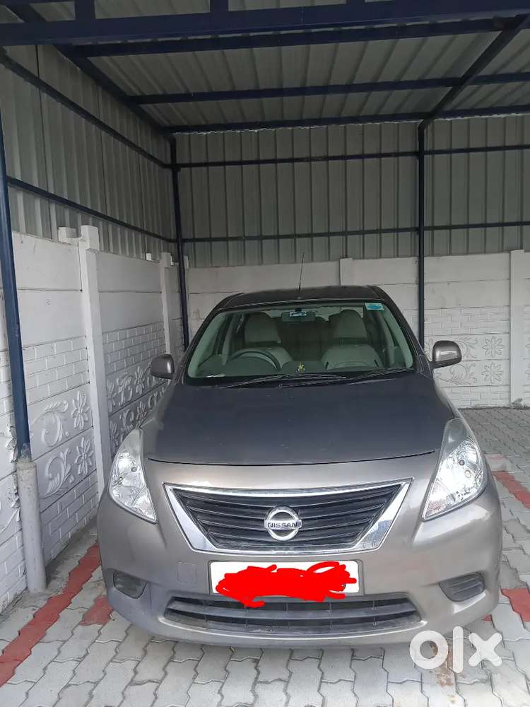 Nissan Sunny 2012 Model