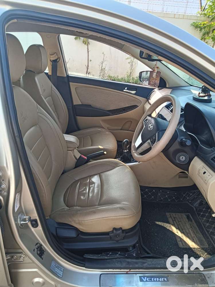 Hyundai Verna Fluidic 1.6 Vtvt Sx, 2013, Petrol