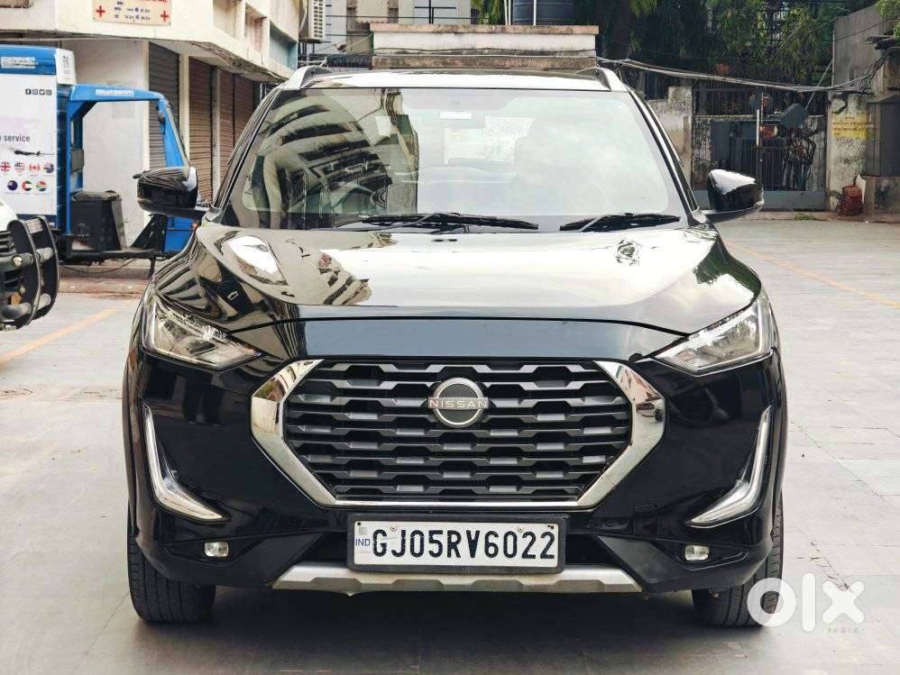 Nissan Magnite 1.0 Xv, 2023, Petrol