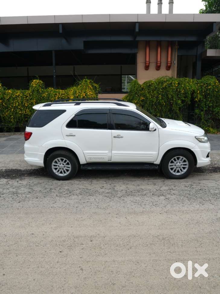 Toyota Fortuner 3.0 4x2 Automatic, 2012, Diesel