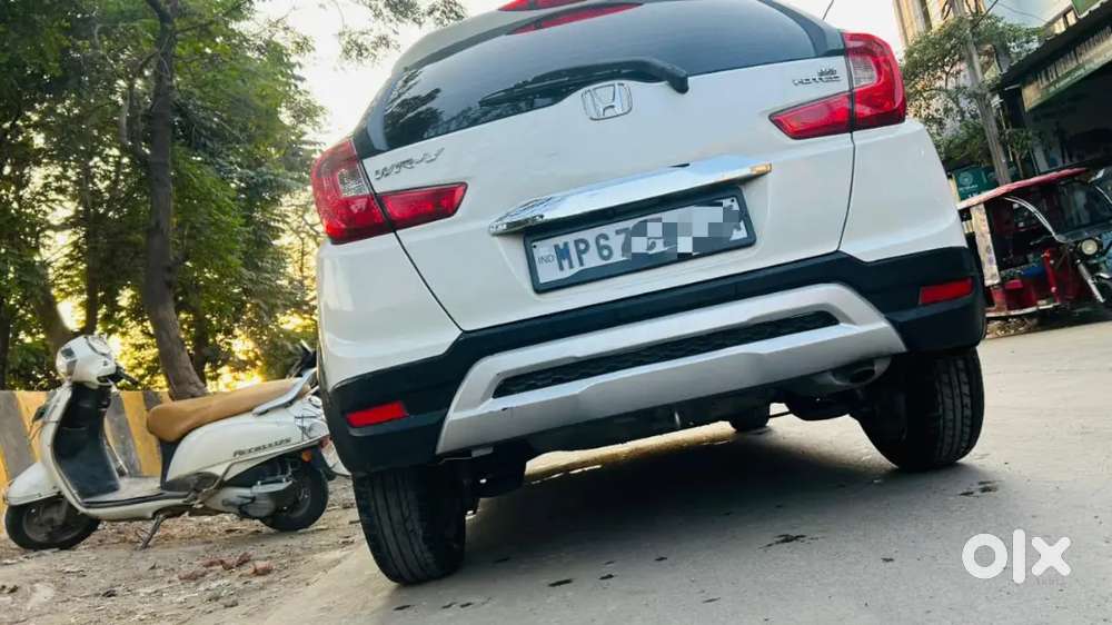 Wr-v.


Sunroof Music Child Ac
70000 Kam
Top Model
Insurance Valid