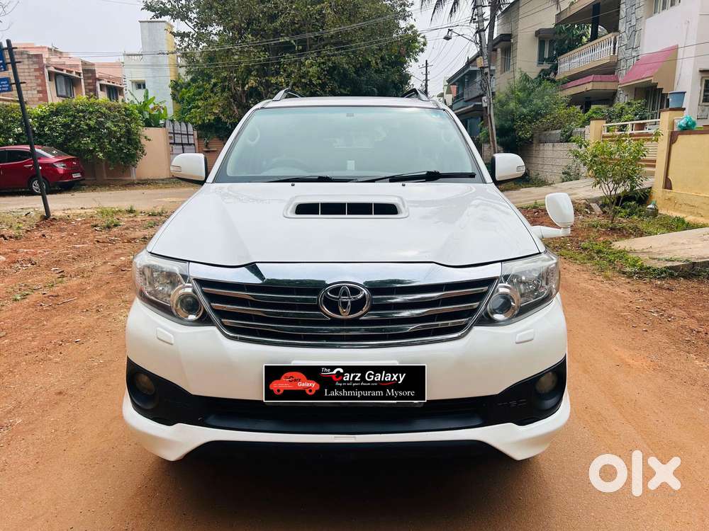 Toyota Fortuner 3.0 Ltd, 2013, Diesel