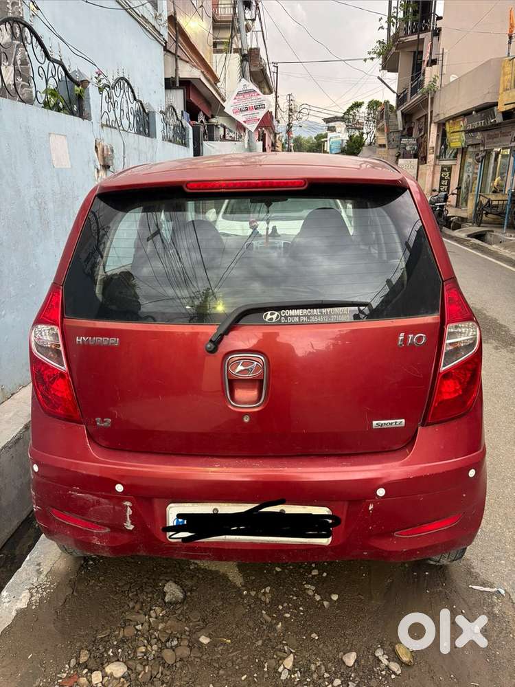 Hyundai I10 Sportz 2011