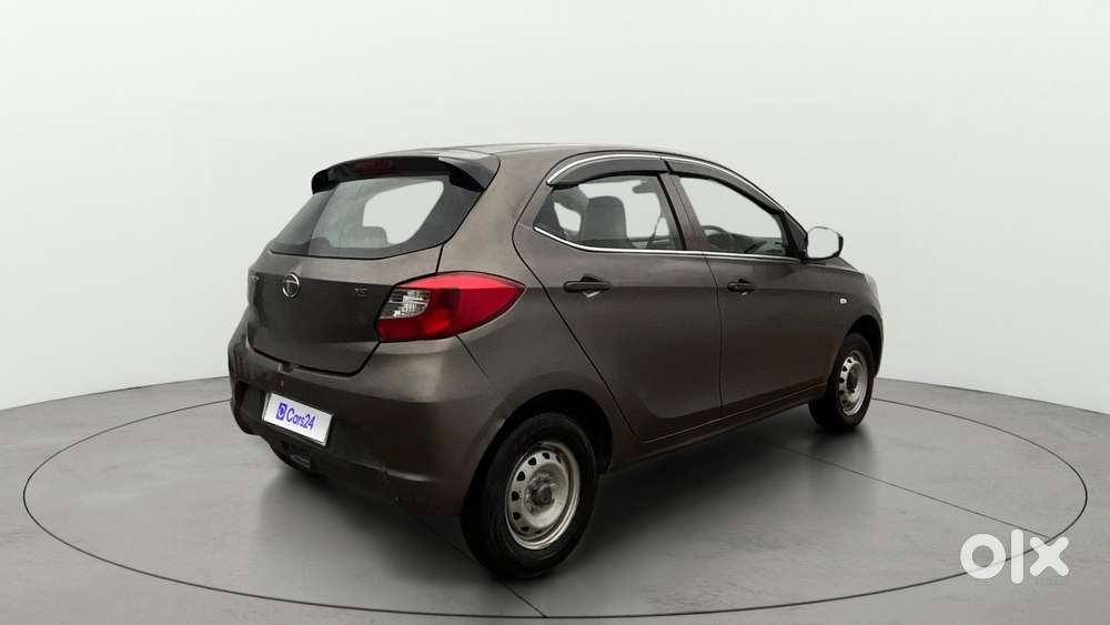 Tata Tiago Xe, 2018, Petrol