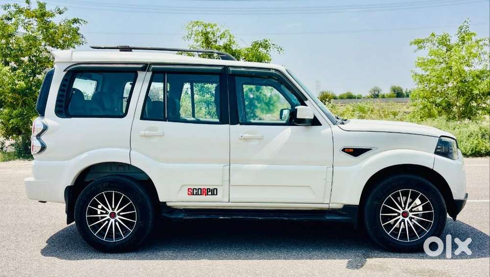 Mahindra Scorpio S10 At 2wd, 2016, Diesel