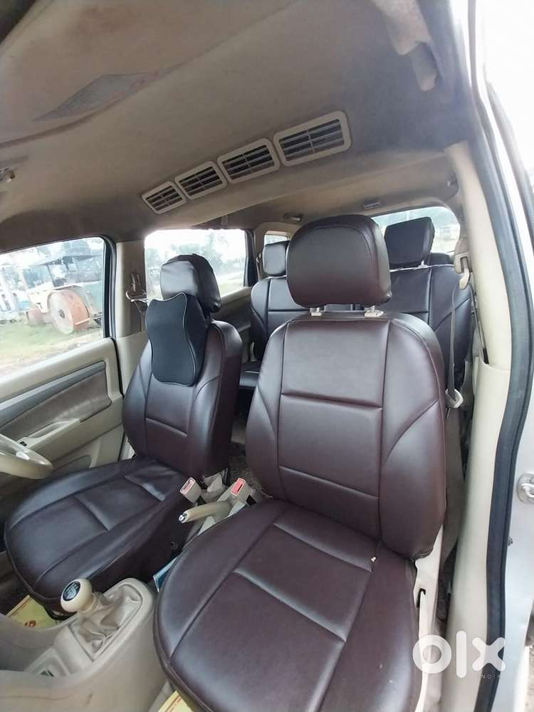 Maruti Suzuki Ertiga 2013