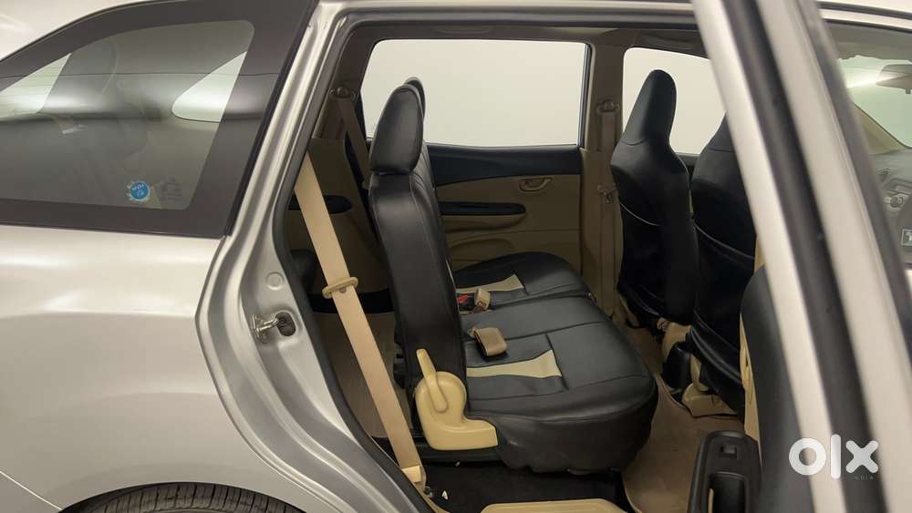 Honda Mobilio V I-vtec, 2015, Petrol