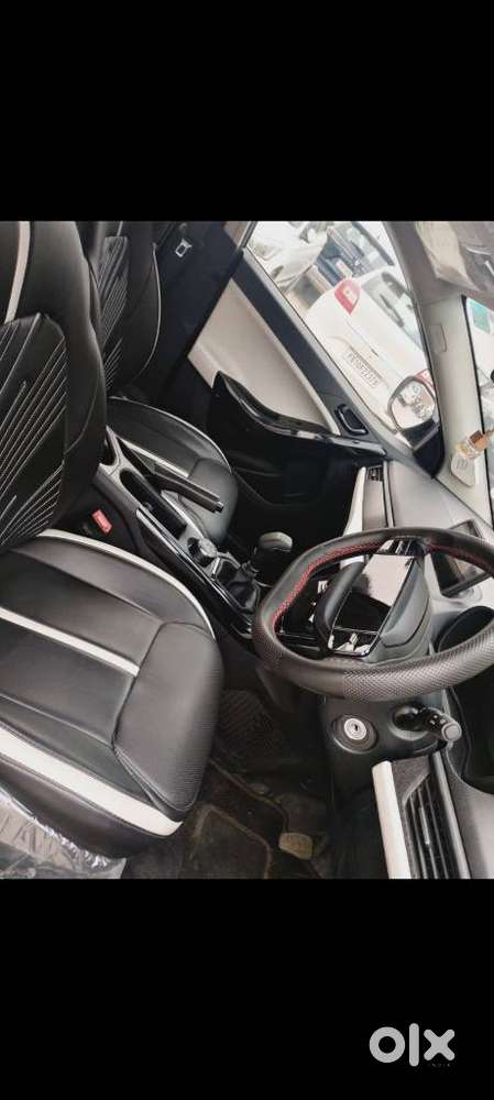 Tata Nexon Pure 1.2 Revotron Petrol 6 Mt, 2024, Petrol