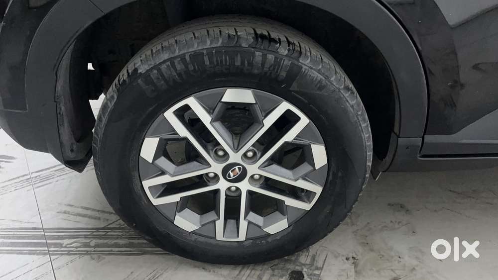Hyundai Venue 1.0 Sx (o) Turbo Dct, 2023, Petrol