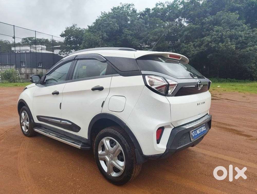 Tata Nexon 1.2 Revotron Xm (s), 2021, Petrol