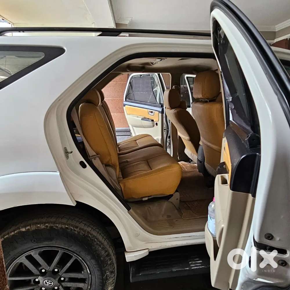 Toyota Fortuner 2016