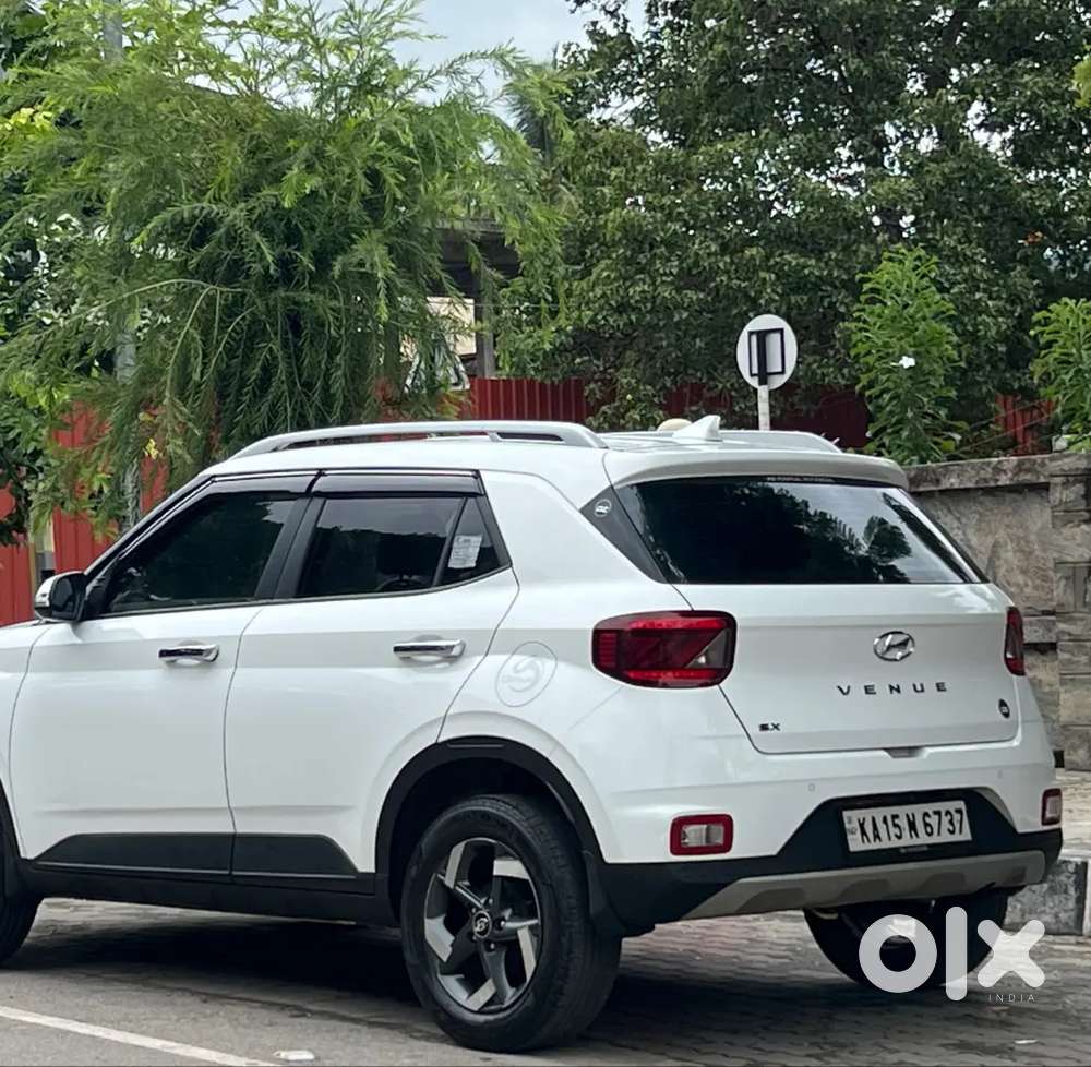 Hyundai Venue Diesel 2021 Car