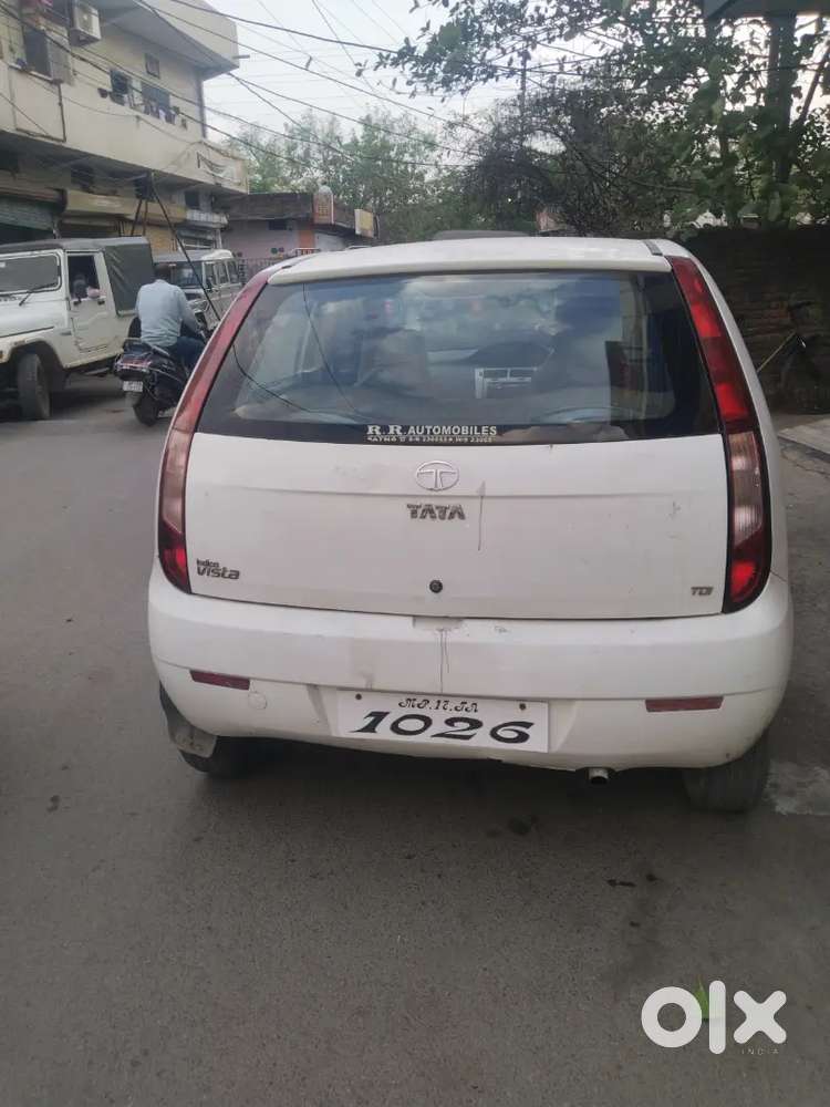 Tata Indica Vista 2011 Diesel 70000 Km Driven