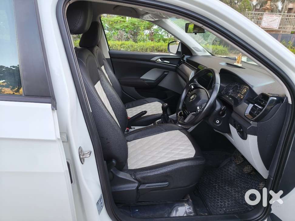 Skoda Kushaq Ambition 1.0l Tsi Mt, 2022, Petrol