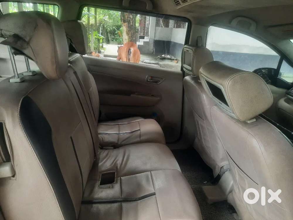 Maruti Suzuki Ertiga  Zxi 2012
