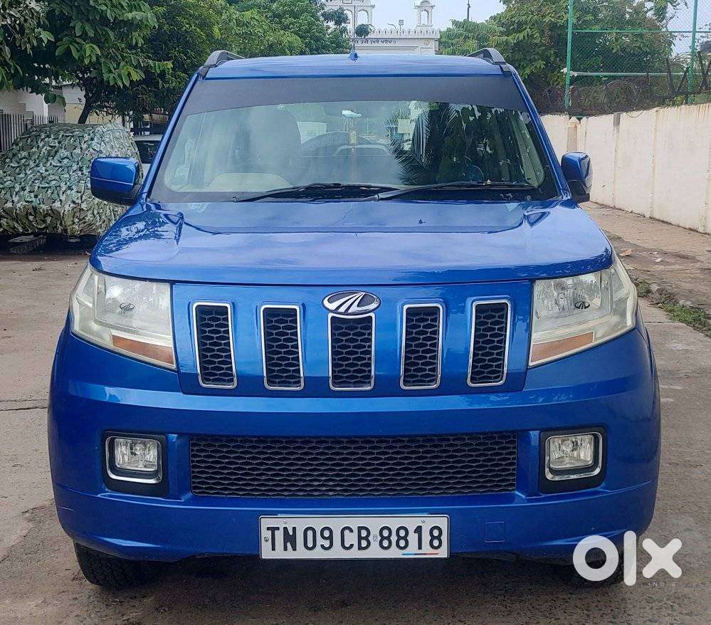 Mahindra Tuv 300 T8 Amt (automatic), 2015, Diesel