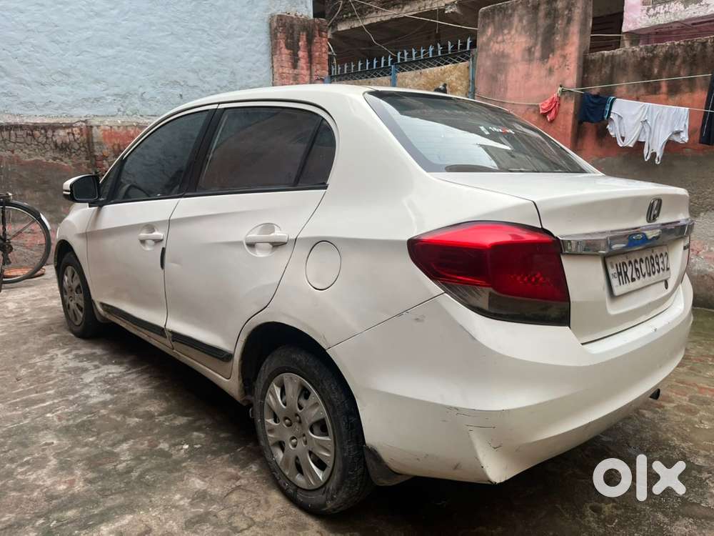 Honda Amaze Petrol 2015