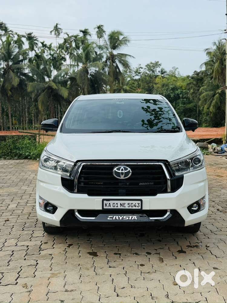 Toyota Innova Crysta 2019