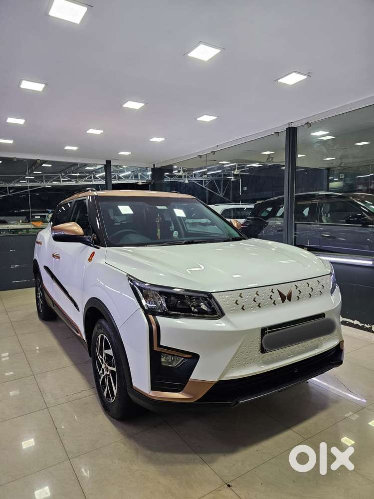 Mahindra Xuv400 Ec 3.3 Kw, 2023