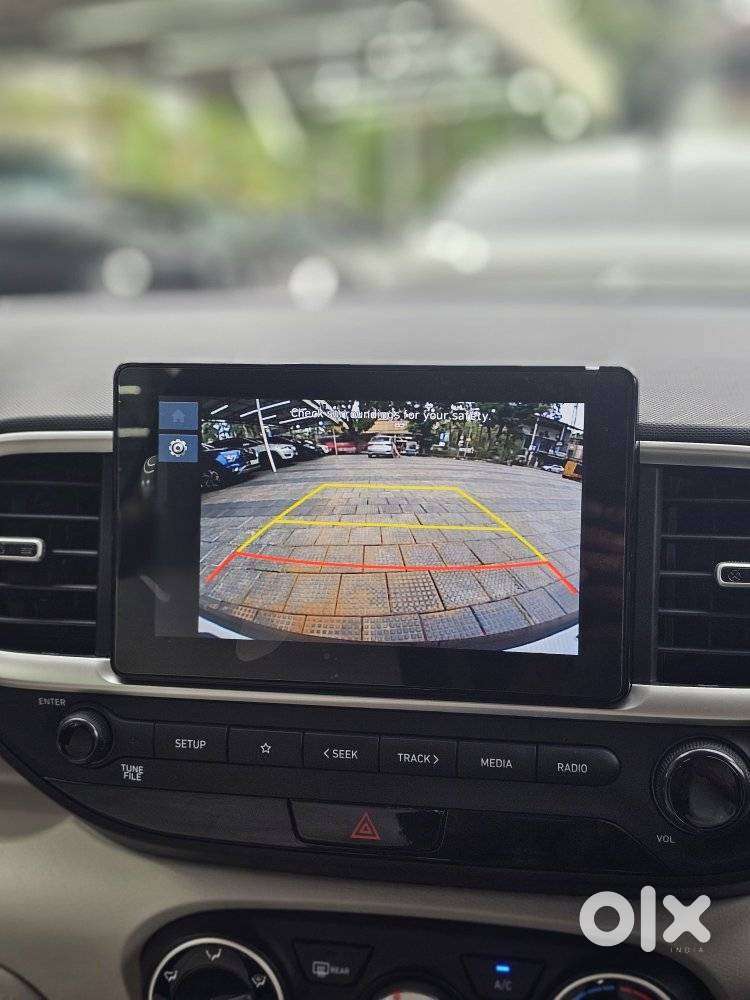 Hyundai Venue 1.2 S (o), 2024, Petrol