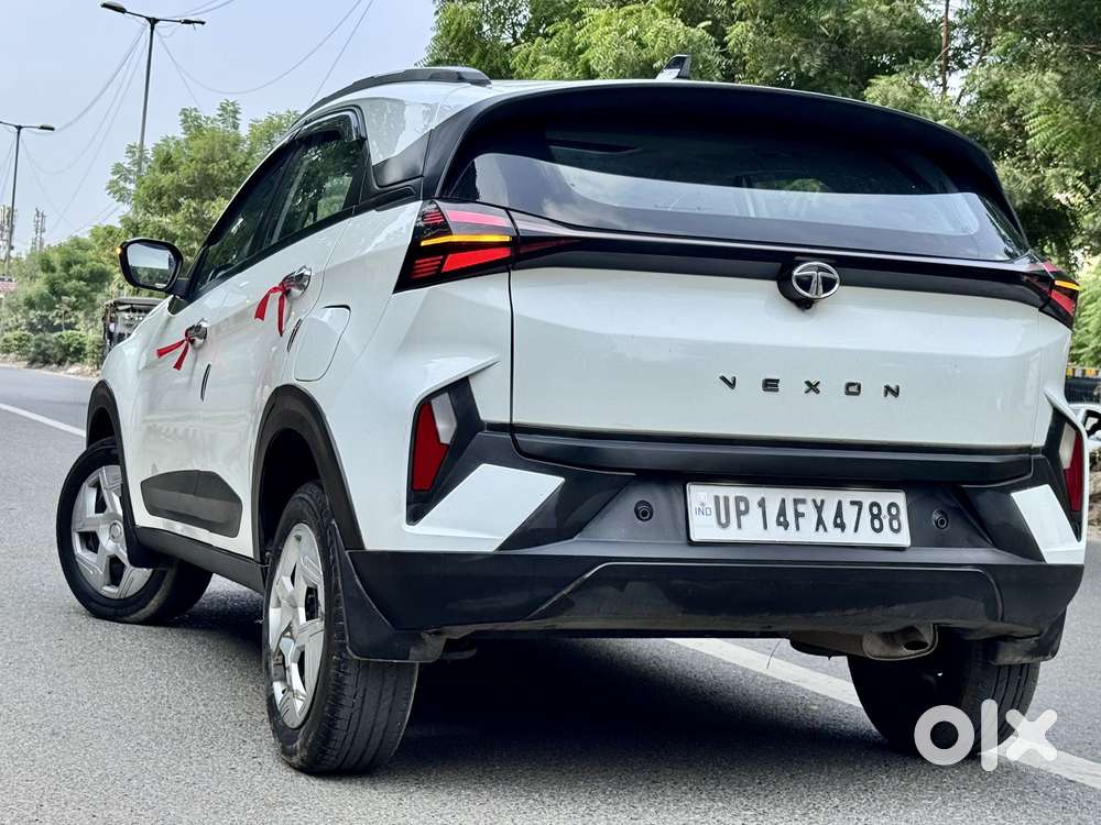 Tata Nexon Pure 1.2 S Revotron Petrol 6 Mt, 2024, Petrol