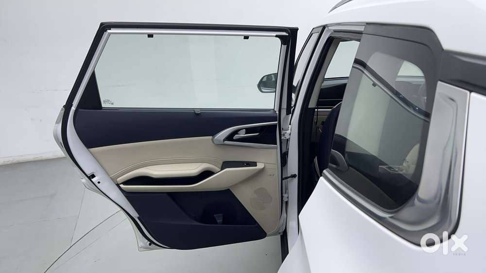 Kia Carens 1.5 Luxury Plus Diesel At 6 Str, 2024, Diesel