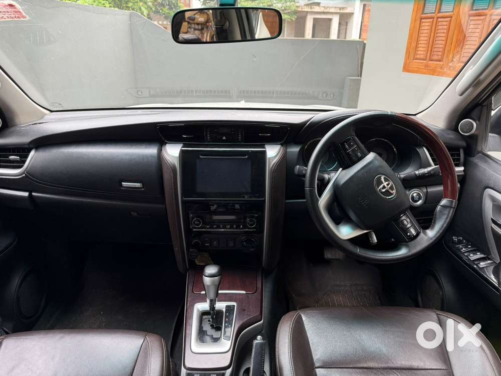 Toyota Fortuner 2016 Diesel 101000 Km Driven