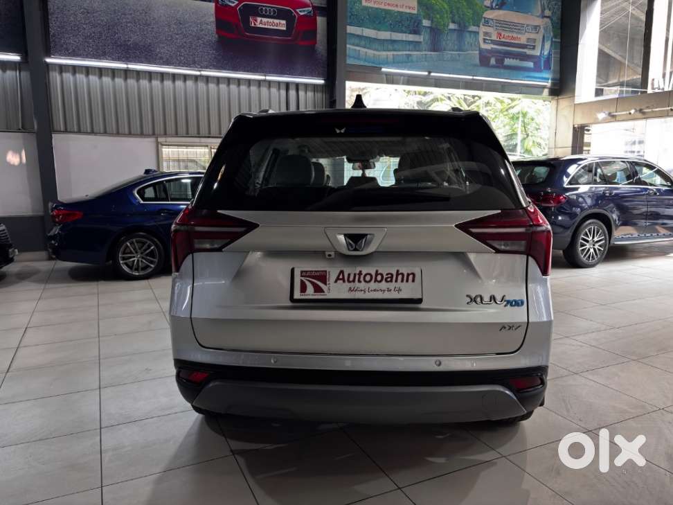 Mahindra Xuv700 2.0 Ax 7 Petrol Mt Str, 2023, Petrol