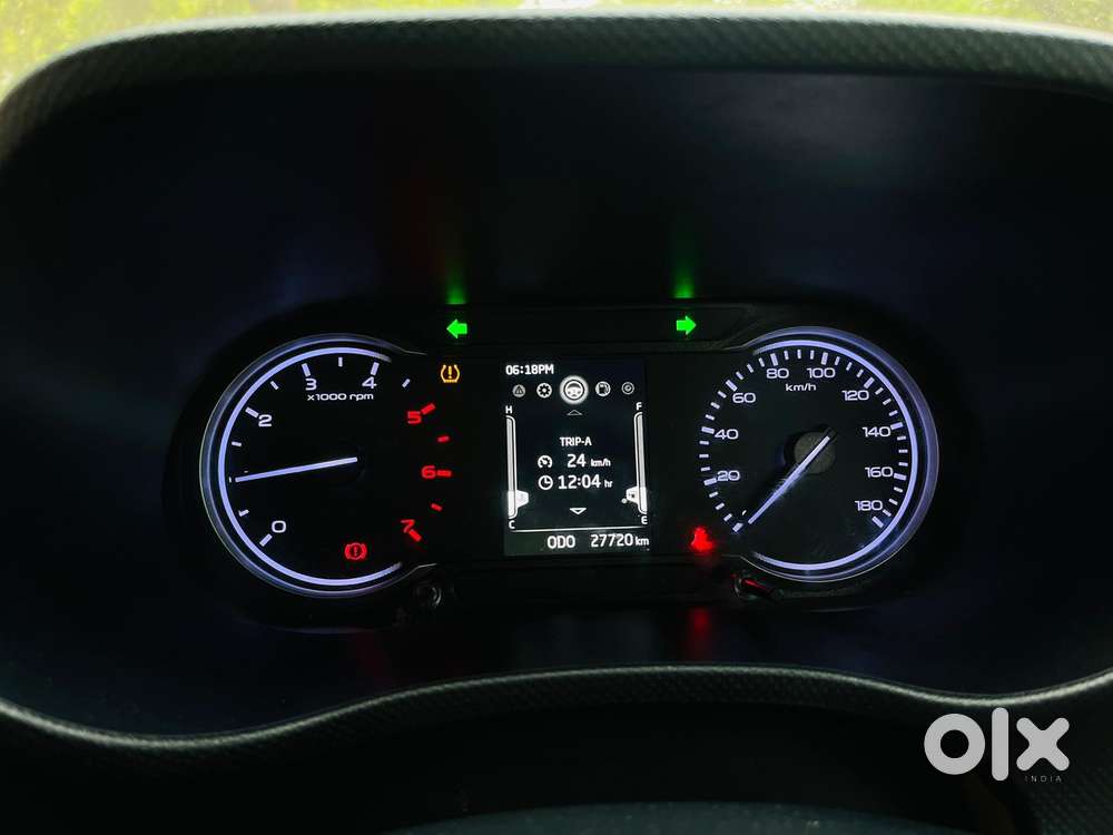 Mahindra Bolero Neo N8, 2022, Diesel