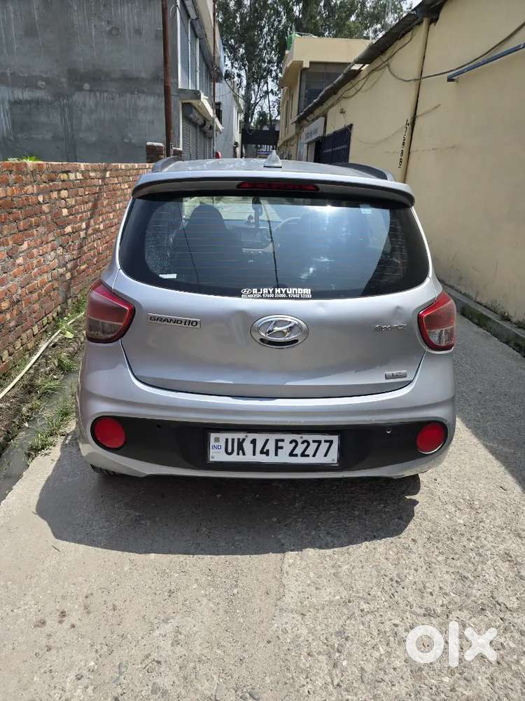 Hyundai Grand I10 Sportz 2019 Company Record Service