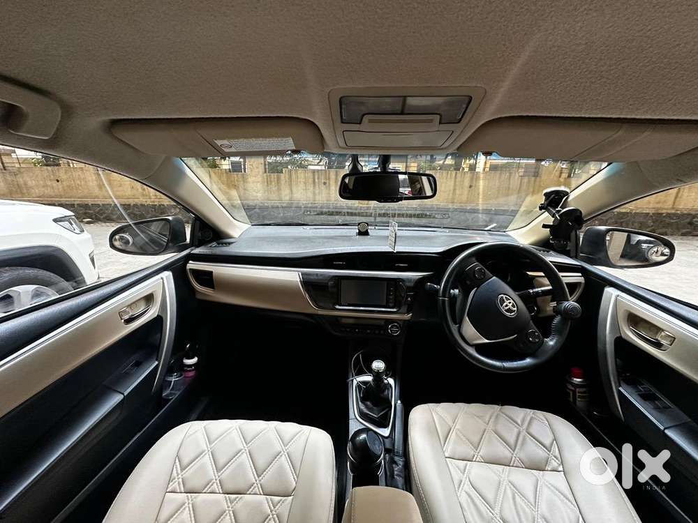 Toyota Corolla Altis Gl 2015 (top Model)