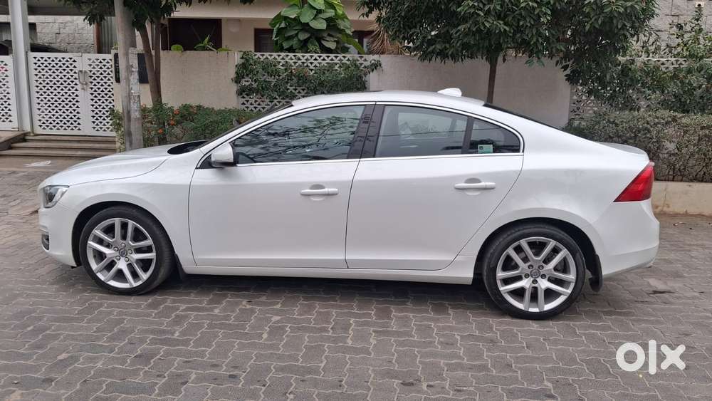 Volvo S60 D4 Momentum, 2017, Diesel