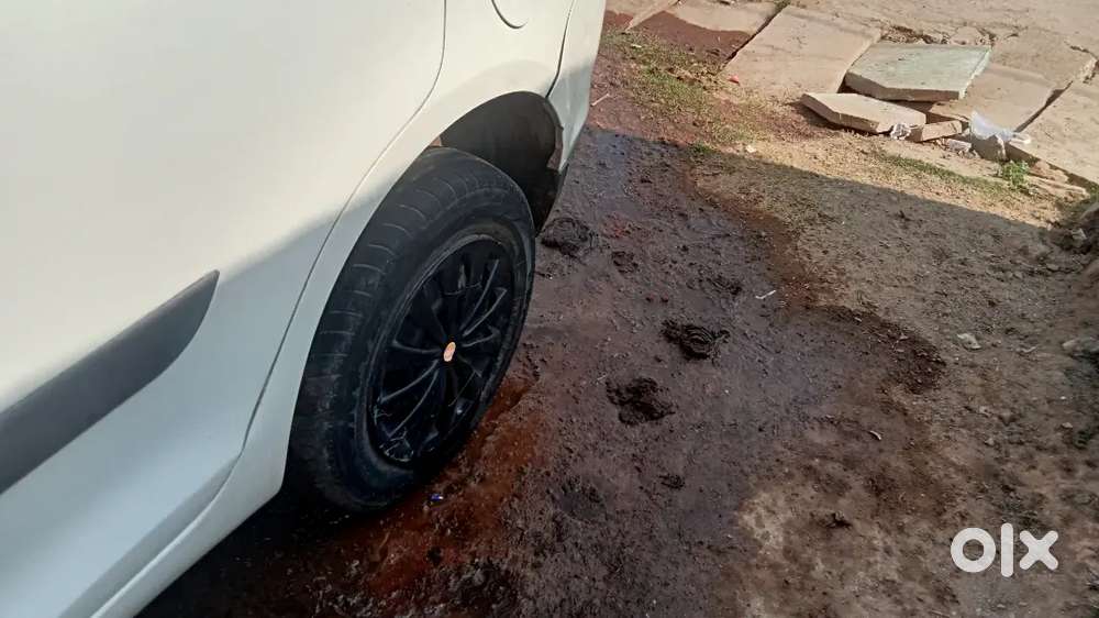 Maruti Suzuki Dzire 2017 Diesel 27 Km Driven