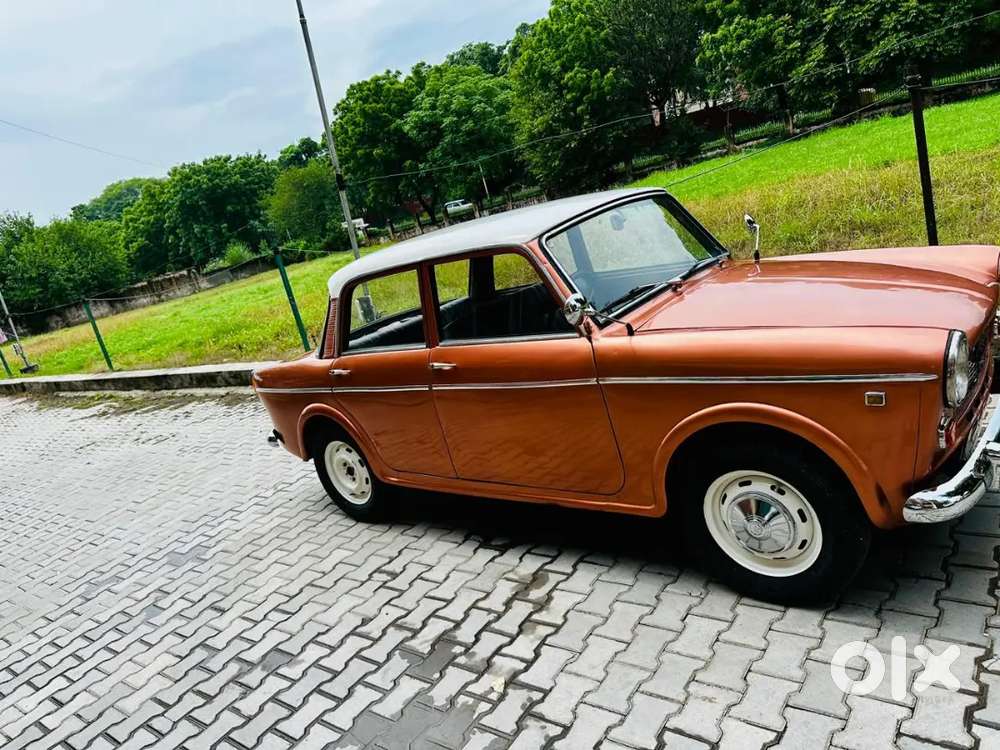 Premier Padmini 1990