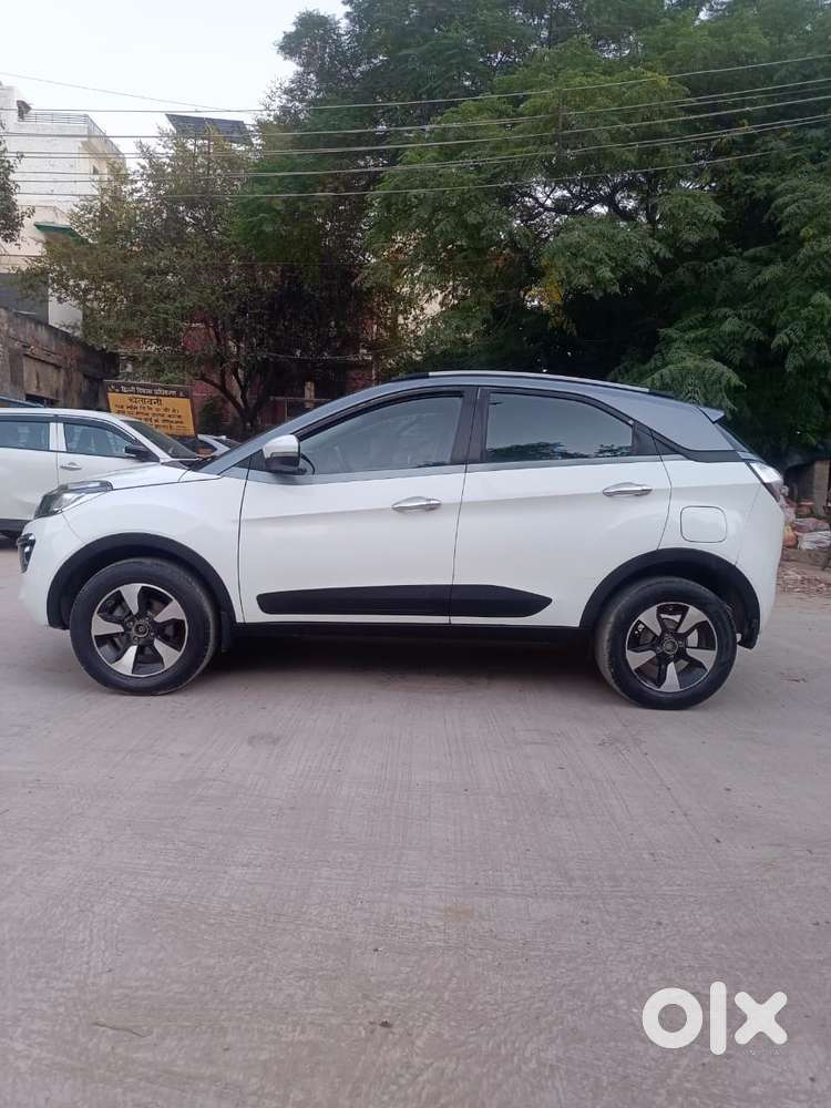 Tata Nexon 1.5 Revotorq Xza Plus Dualtone, 2019, Diesel