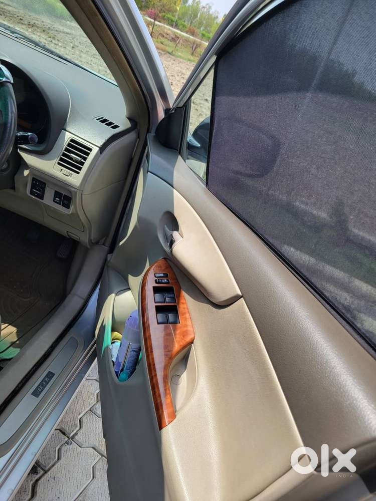 Toyota Corolla Altis 2011 Petrol 123000 Km Driven