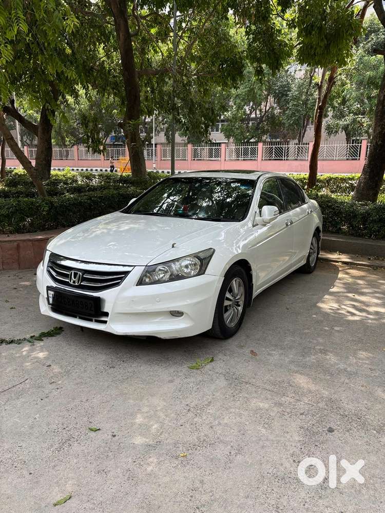 Honda Accord 2011 Petrol