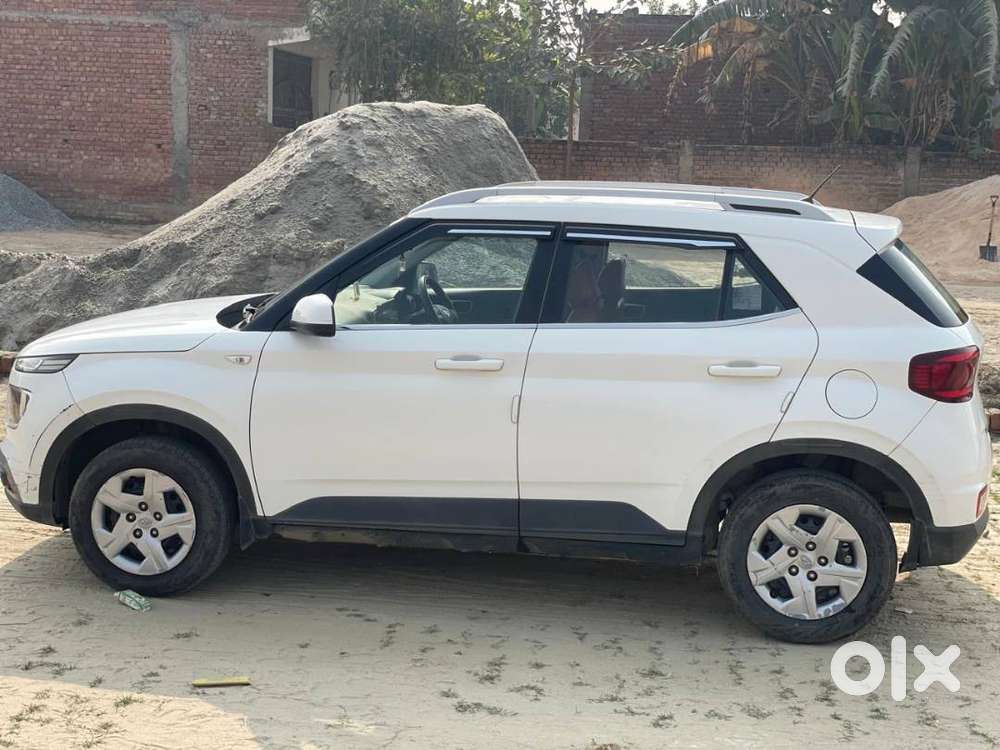 Central Lock,touch Screen Sound System,all Tyre New Condition