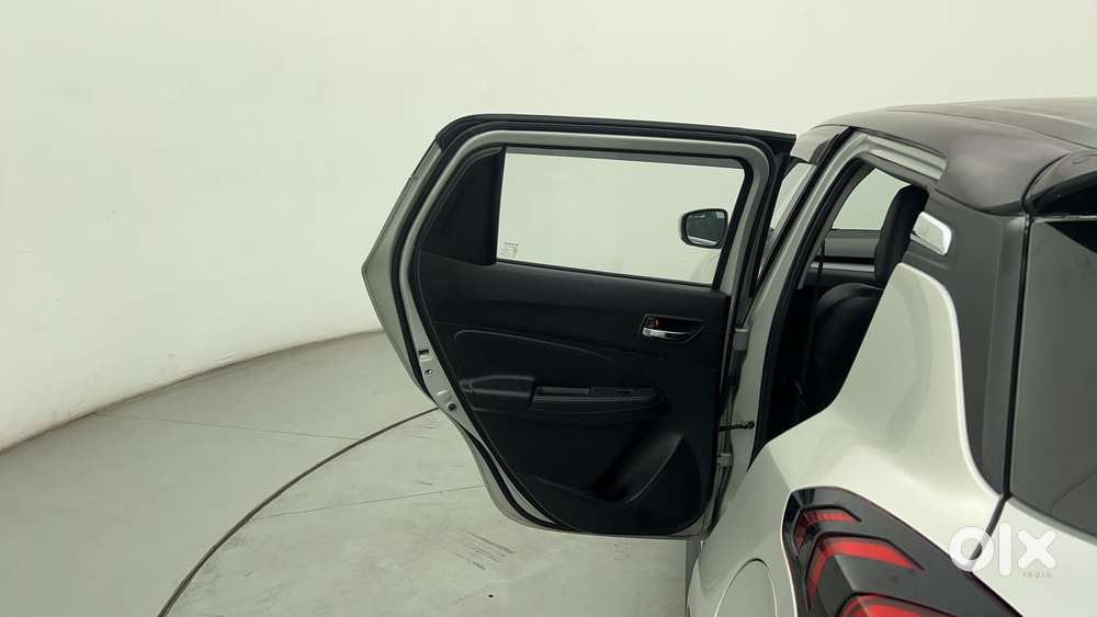 Maruti Suzuki Swift 2018 Zxi Plus, 2023, Petrol