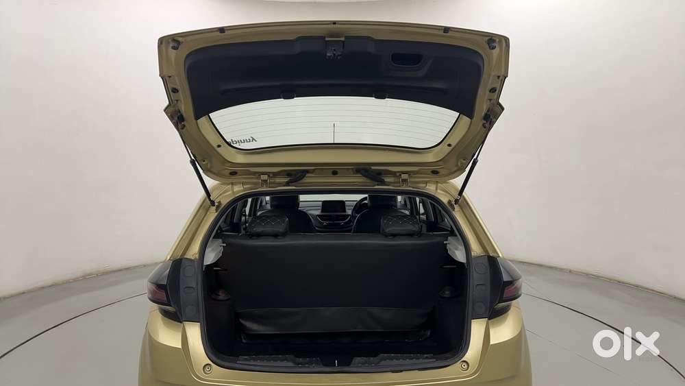 Tata Altroz Xz, 2020, Petrol